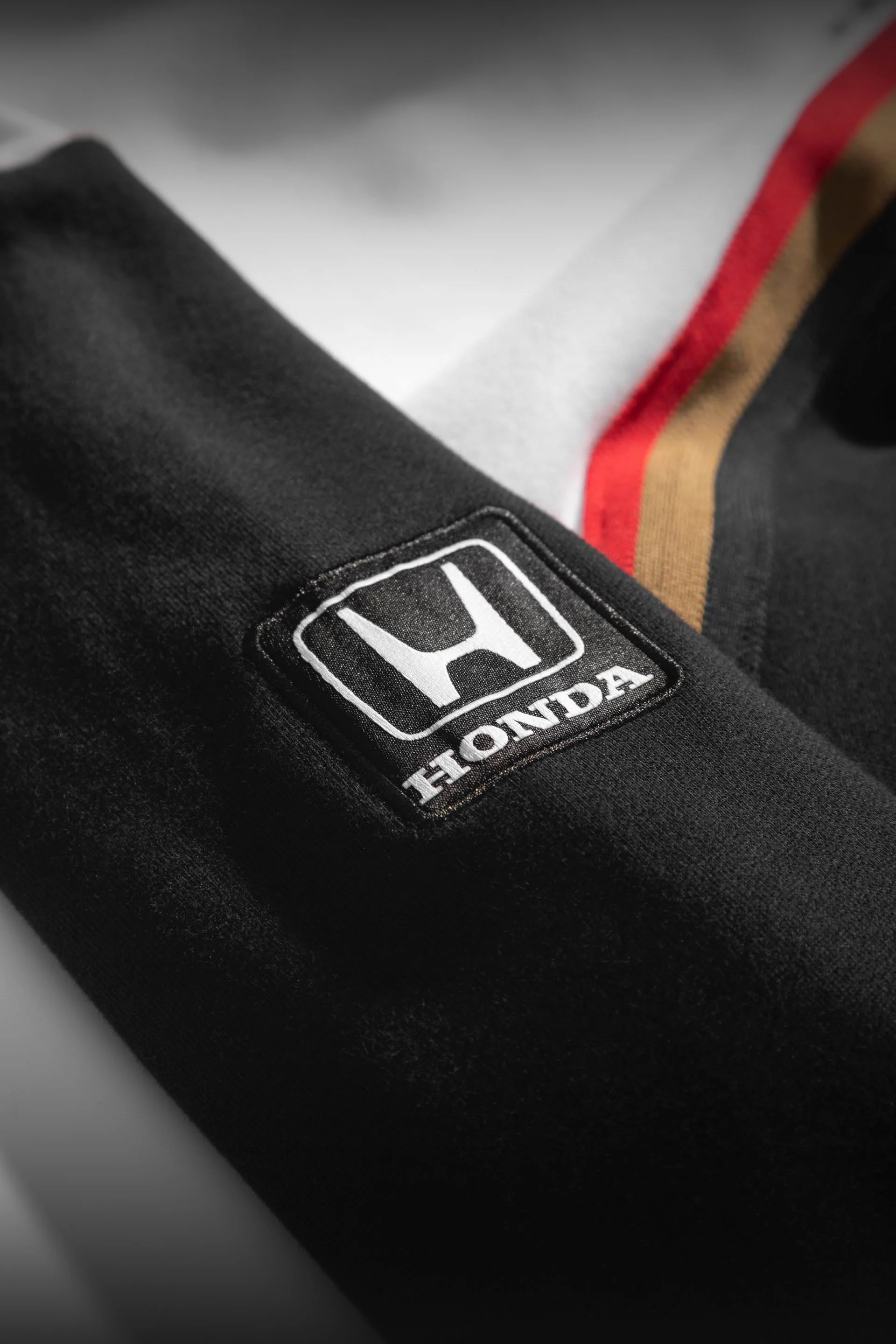 1996 Mugen-Honda F1 Team Hoodie - Image 7