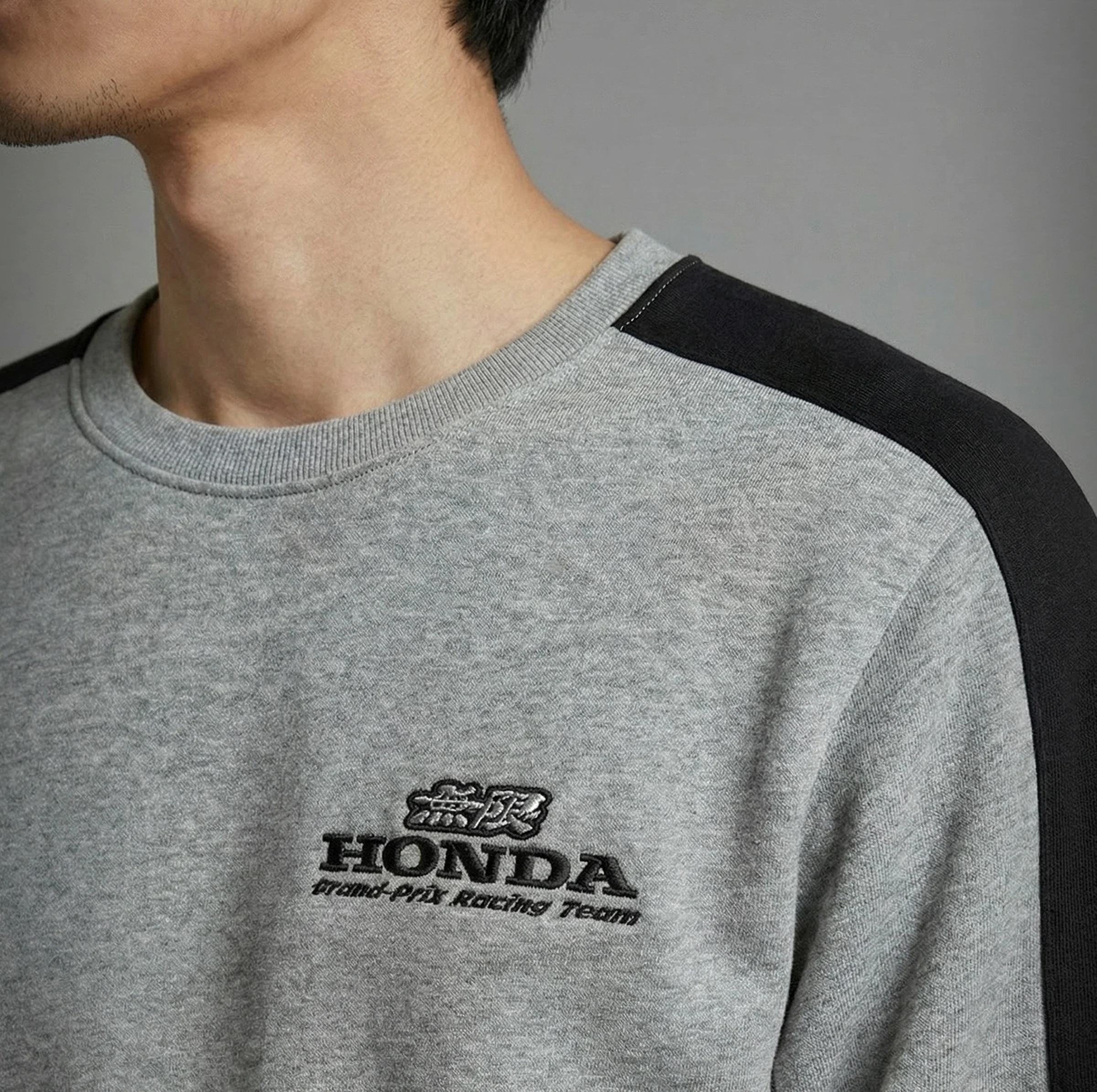 2000 Mugen-Honda F1 Team Crewneck Sweatshirt - Image 8