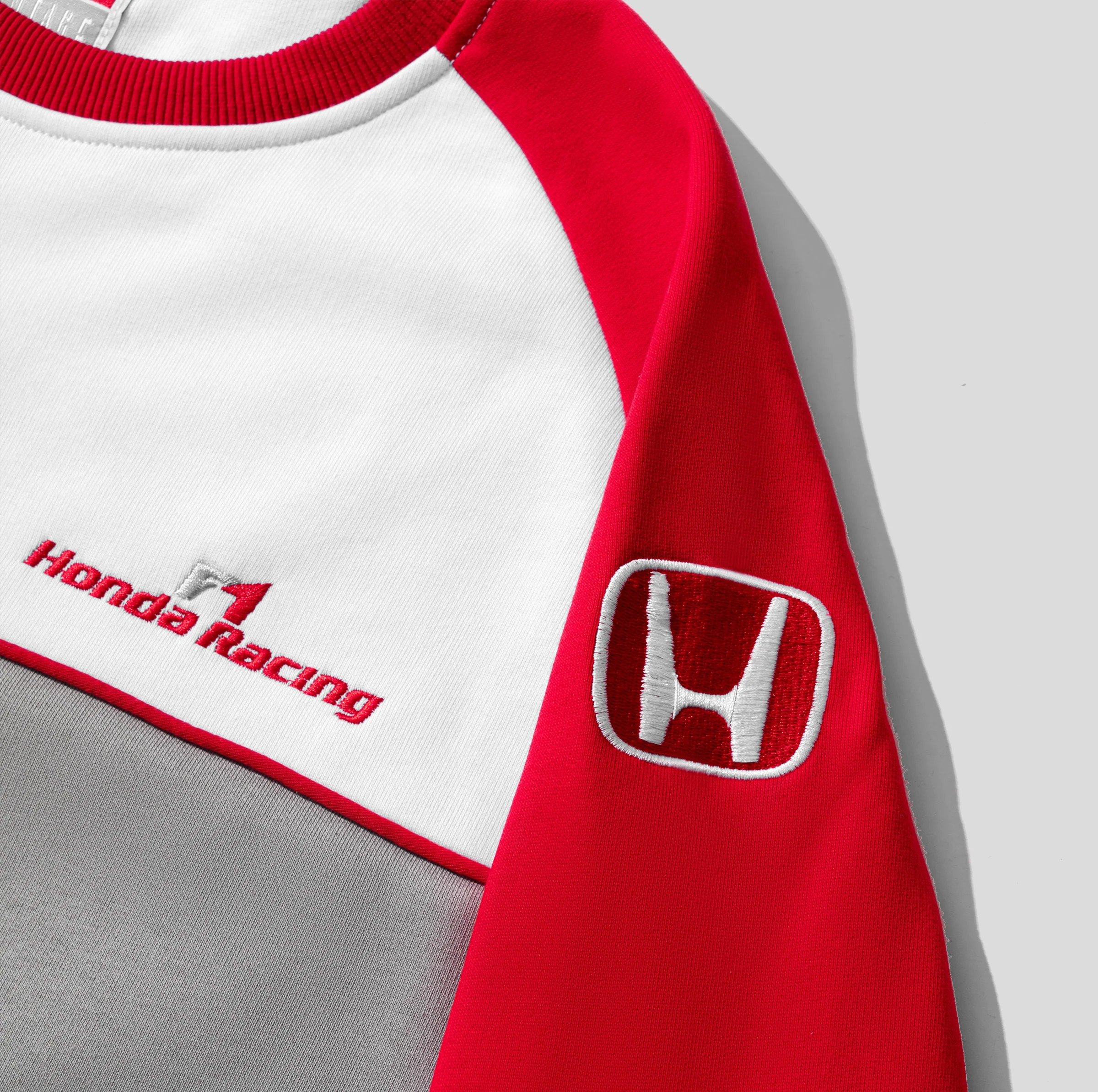 2002 Honda F1 Team Crewneck Sweatshirt - Image 11