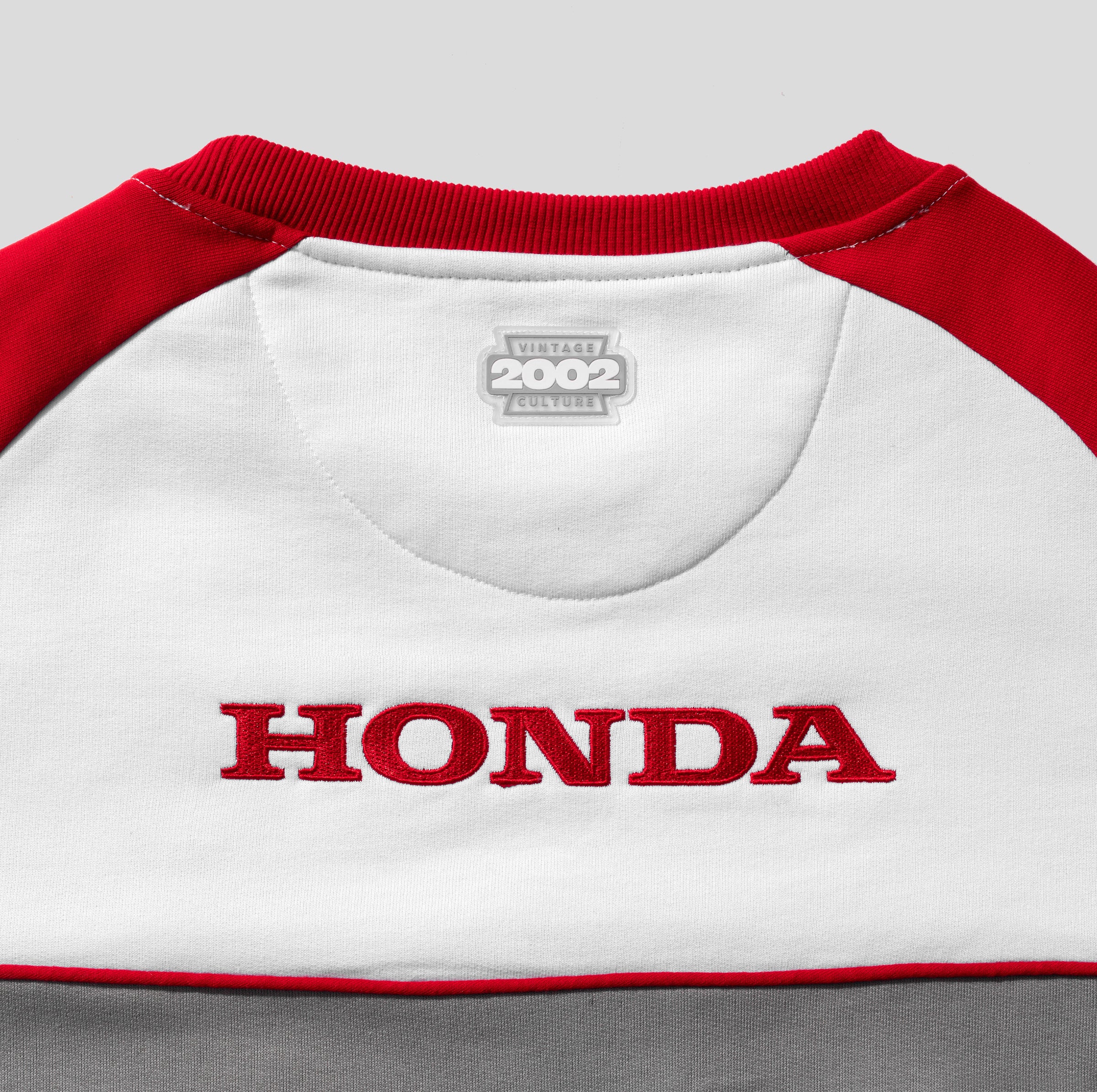 2002 Honda F1 Team Crewneck Sweatshirt - Image 5